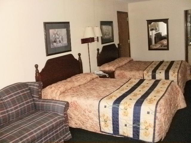Holiday Motel - Whiteville 객실 사진